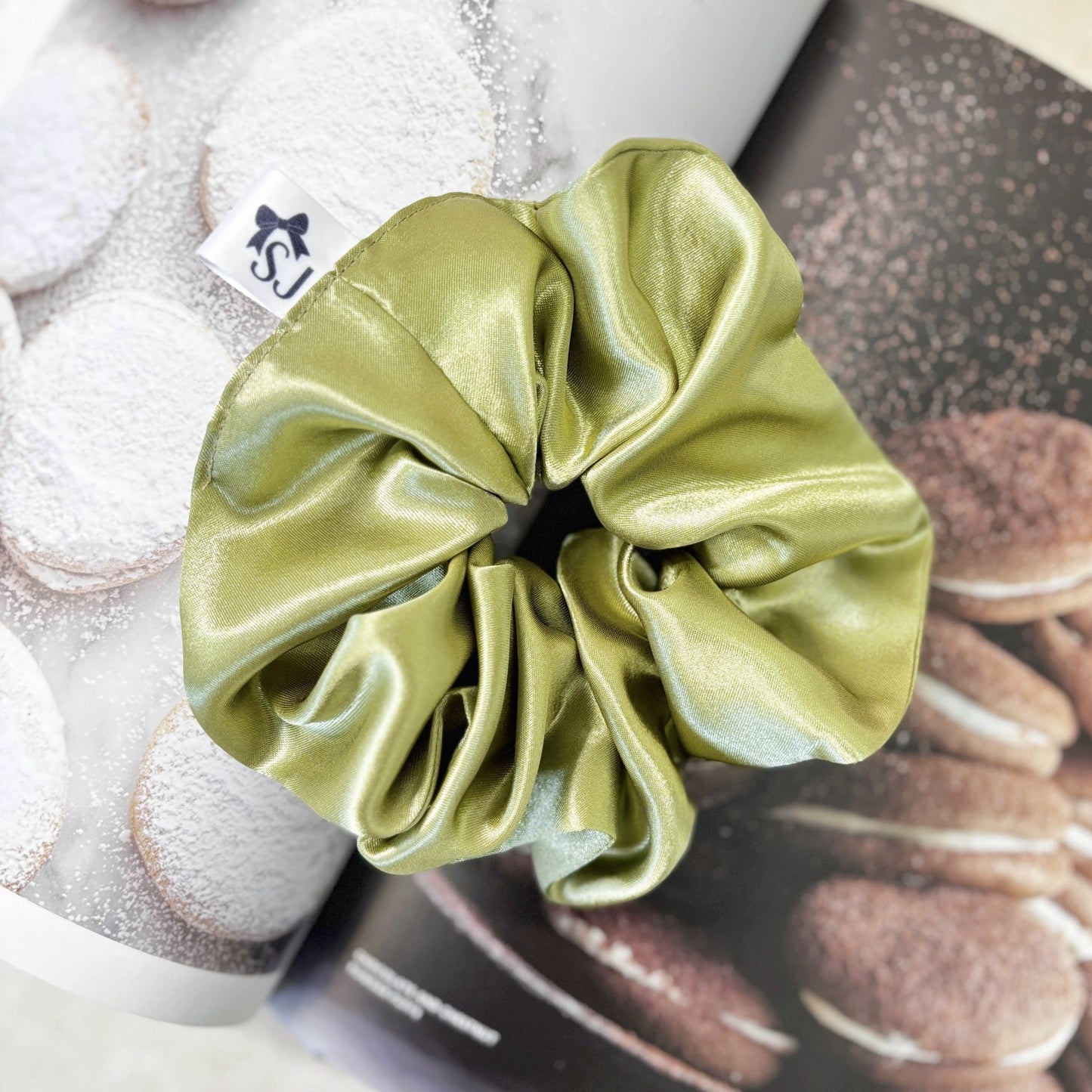 3 Pack Wide Satin Headband and Mixed Scrunchies Hair Accessory Gift Box Set, 5 Colours